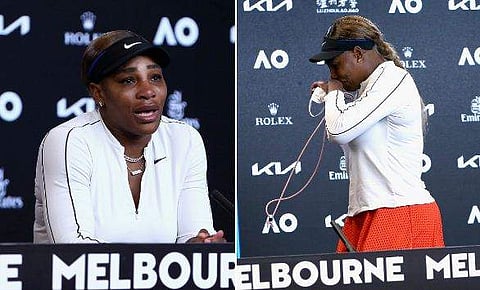 പത്രസമ്മേളനത്തിനിടെ കരയുന്ന സെറീ. പിന്നാലെ ഇറങ്ങിപ്പോകുന്നു/ പിടിഐ