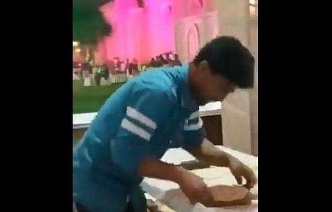 ട്വിറ്ററില്‍ പ്രചരിച്ച വീഡിയോയില്‍ നിന്ന്‌