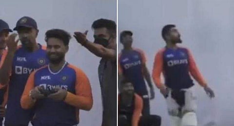 പരിശീലനത്തിന് ഇടയില്‍ സ്‌പൈഡര്‍ കാമറയുമായി റിഷഭ് പന്ത്/ഫോട്ടോ: ട്വിറ്റര്‍ വീഡിയോ