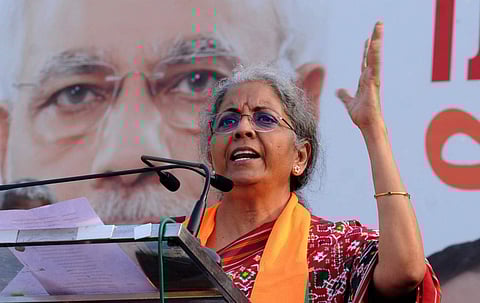 തൃപ്പൂണിത്തുറയില്‍ കെ സുരേന്ദ്രന്‍ നയിക്കുന്ന വിജയ യാത്രയില്‍ നിര്‍മല സീതാരാമന്‍ സംസാരിക്കുന്നു