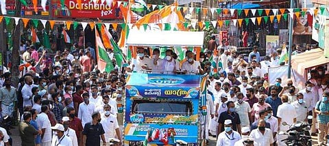 ചെന്നിത്തല നയിക്കുന്ന ഐശ്വര്യകേരള യാത്ര/ ഫെയ്‌സ്ബുക്ക് ചിത്രം