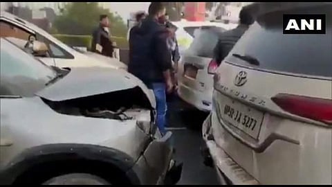 പ്രിയങ്കഗാന്ധിയുടെ വാഹനവ്യൂഹം അപകടത്തില്‍പ്പെട്ടപ്പോള്‍ / എഎന്‍ഐ ചിത്രം