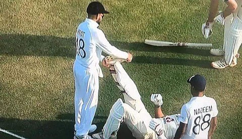 ചെന്നൈ ടെസ്റ്റില്‍ വിരാട് കോഹ്‌ലിയും റൂട്ടും/വീഡിയോ ദൃശ്യം