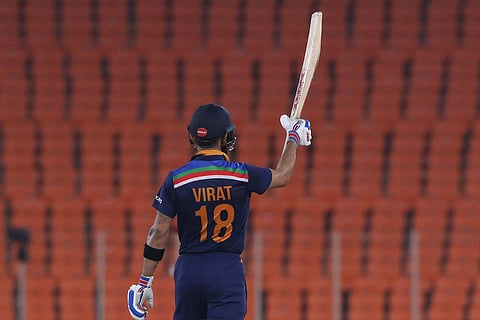 അർധസെഞ്ചുറി കുറിച്ച നായകൻ വിരാട് കൊഹ് ലി/ ട്വിറ്റർ