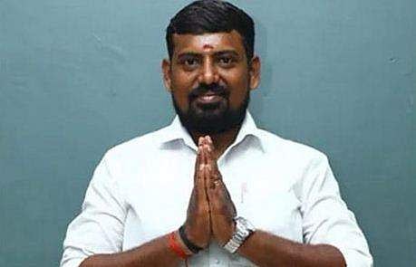 സ്വതന്ത്ര സ്ഥാനാര്‍ഥി തുലാം ശരവണന്‍