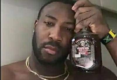 റസൽ ഇൻസ്റ്റഗ്രാമിൽ പങ്കുവെച്ച ചിത്രം