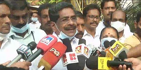 മുല്ലപ്പള്ളി രാമചന്ദ്രന്‍/ടെലിവിഷന്‍ ദൃശ്യം