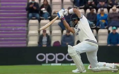 വാ​ഗ്നറിന്റെ ഡെലിവറിയിൽ കോഹ് ലിയുടെ കവർ ഡ്രൈവ്/ഫോട്ടോ: ട്വിറ്റർ