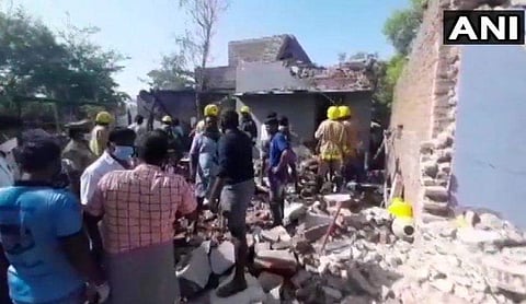 രക്ഷാപ്രവർത്തനം പുരോ​ഗമിക്കുന്നു / എഎൻഐ ചിത്രം