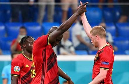 ഫിൻലാൻഡിനെതിരായ മത്സരത്തിൽ ലുക്കാക്കു, ഡിബ്ര്യുയ്ൻ