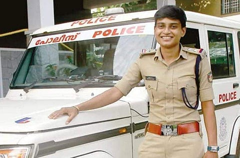 സബ് ഇന്‍സ്‌പെക്ടര്‍ ആനി ശിവ