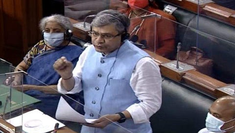 കേന്ദ്ര ഐടി മന്ത്രി അശ്വിനി വൈഷ്ണവ് ലോക്‌സഭയില്‍ സംസാരിക്കുന്നു/ലോക്‌സഭ ടിവി