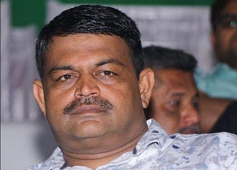 ഗുജറാത്തിലെ ബിജെപി എംഎല്‍എ കേസരിസിങ് സോളങ്കി ചിത്രം ഫെയ്‌സ്ബുക്ക്‌