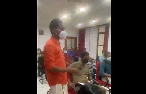 വ്യാപാരികളുടെ കഷ്ടപ്പാടുകള്‍ വിവരിക്കുന്ന അര്‍ഷാദ്