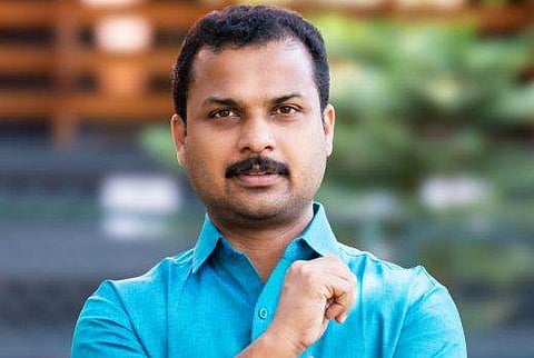 വികെ പ്രശാന്ത് ഫോട്ടോ ഫെയ്‌സ്ബുക്ക്‌