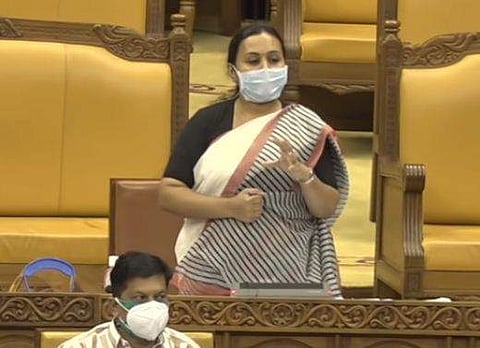 മന്ത്രി വീണാ ജോര്‍ജ് നിയമസഭയില്‍ സംസാരിക്കുന്നു / ഫയല്‍