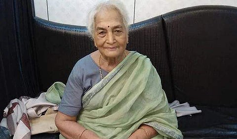 സുനിത ഷിറോള്‍