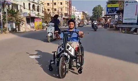 ഐഐടി മദ്രാസ് വികസിപ്പിച്ച ഇലക്ട്രിക് വീല്‍ചെയര്‍