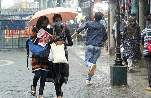 15നും 22നും ലോക്ക്ഡൗണ്‍ ഇല്ല, വിവാഹത്തിനും മരണാനന്തര ചടങ്ങുകള്‍ക്കും 20 പേര്‍ മാത്രം; പുതിയ ഇളവുകള്‍