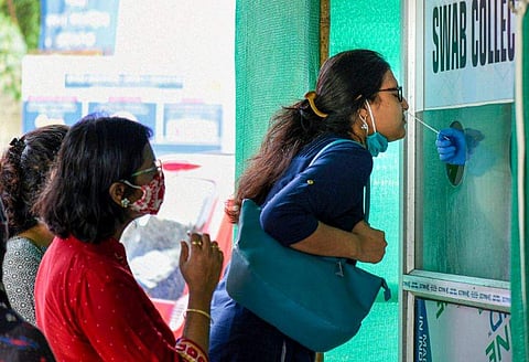 ഇന്ന് 12,297 പേർക്ക് കോവിഡ്; 74 മരണം