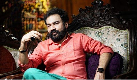 മോന്‍സന്‍ / ഫെയ്‌സ്ബുക്ക് ചിത്രം