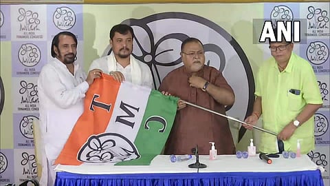 ബംഗാളില്‍ ബിജെപി എംഎല്‍എ ടിഎംസിയില്‍ ചേരുന്നു