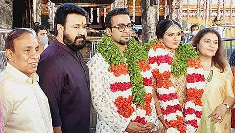 വ്യവസായി രവി പിള്ളയുടെ മകൻ വിവാഹിതനായി, ആശംസകളുമായി മോഹൻലാലും സുചിത്രയും; വിഡിയോ