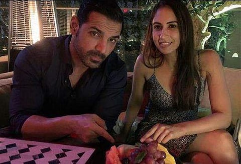 ജോൺ എബ്രഹാമും ഭാര്യ പ്രിയയും/ചിത്രം: ഇൻസ്റ്റ​ഗ്രാം