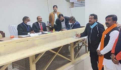 എസ്പി സിങ് ബാഘേല്‍ ചിത്രം ട്വിറ്റര്‍