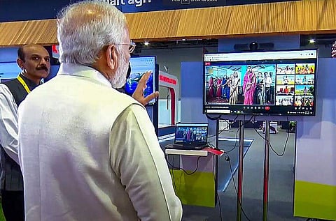 മൊബൈൽ കോൺഫറൻസ് വേദിയിൽ പ്രധാനമന്ത്രി/ പിടിഐ