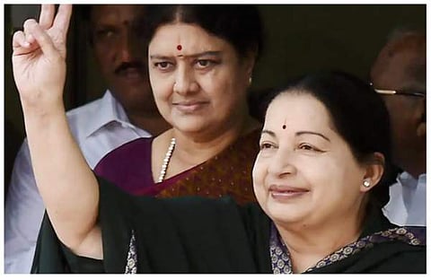 ജയലളിതയും ശശികലയും/ഫയല്‍