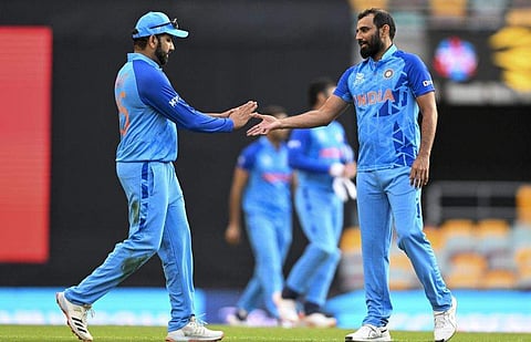 രോഹിത് ശര്‍മ്മയും ഷമിയും/ പിടിഐ