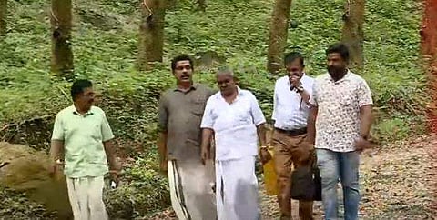 മണിച്ചന്‍ ജയിലില്‍നിന്നു പുറത്തേക്കു വരുന്നു/ടെലിവിഷന്‍ ചിത്രം