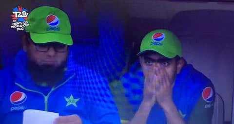 എണ്ണം പറഞ്ഞ അട്ടിമറി! തരിച്ചിരുന്ന് ബാബര്‍ അസം; വിശ്വസിക്കാനാകാതെ പാകിസ്ഥാന്‍ (വീഡിയോ)