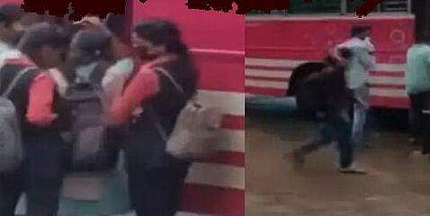 വിദ്യാര്‍ഥികള്‍ ബസില്‍ കയറാന്‍ കാത്തുനില്‍ക്കുന്നു/കേരള പൊലീസ് പങ്കുവച്ച ചിത്രം