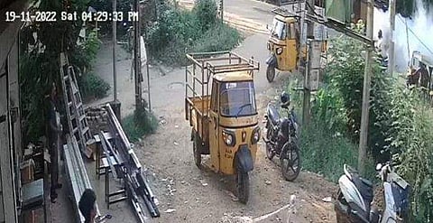 ഓട്ടോറിക്ഷയില്‍ ഉണ്ടായ സ്‌ഫോടനത്തിന്റെ സിസിടിവി ദൃശ്യം