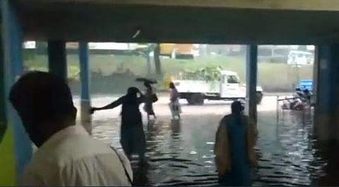 വെള്ളം കയറിയ കോട്ടയം മെഡിക്കല്‍ കോളജ്‌/ടെലിവിഷന്‍ ചിത്രം