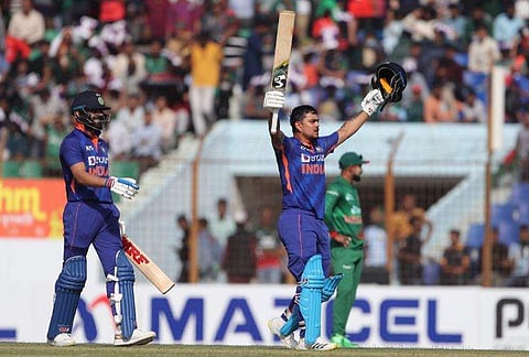 ഇഷാന്‍ കിഷനും കൊഹ് ലിയും/ ട്വിറ്റര്‍