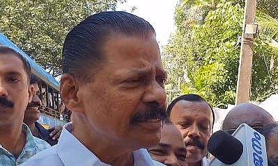 എം വി ഗോവിന്ദന്‍ മാധ്യമങ്ങളോട്‌