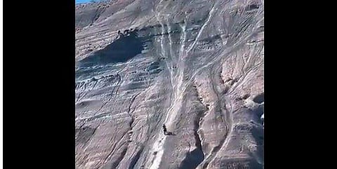 വീഡിയോ സ്‌ക്രീന്‍ഷോട്ട്‌