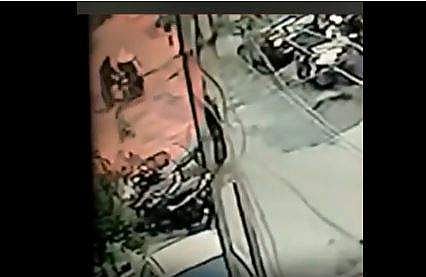 ആസിഡ് ആക്രമണത്തിന്റെ ദൃശ്യം