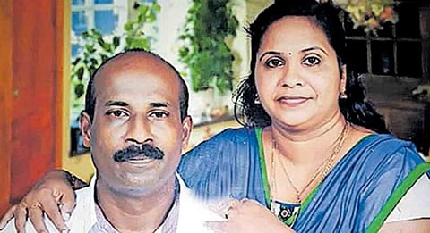 അറസ്റ്റിലായ ബിജുവും ഭാര്യ മഞ്ജുവും