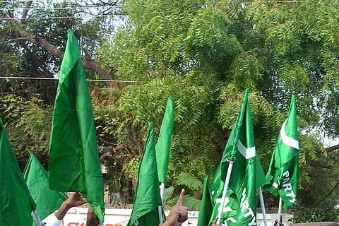 ഐഎന്‍എല്‍ പതാക