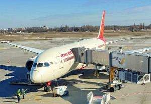 ഉക്രൈനില്‍ നിന്ന് പുറപ്പെട്ട ഇന്ത്യക്കാരുമായുള്ള എയര്‍ഇന്ത്യ വിമാനം