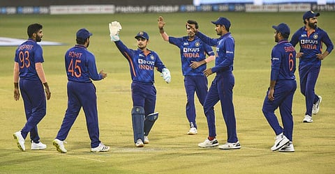 ഇന്ത്യൻ ടീമിന്റെ ആഹ്ലാദം/ ചിത്രം: പിടിഐ