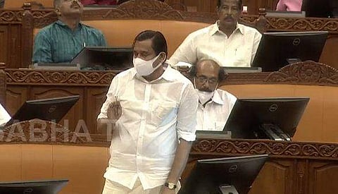 വി അബ്ദുറഹ്മാന്‍ നിയമസഭയില്‍ മറുപടി പറയുന്നു/ ചിത്രം സഭ ടിവി