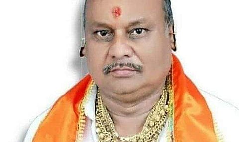 ഗോള്‍ഡന്‍ ബാബ /'ട്വിറ്റര്‍