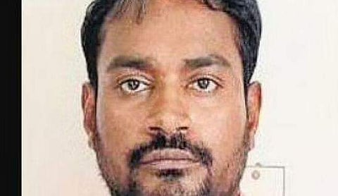 നീരാവി മുരുകന്‍