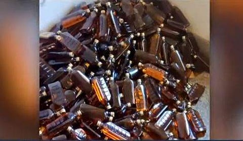 ഇരിങ്ങാലക്കുടയില്‍ നിന്ന് പിടികൂടിയ വ്യാജമദ്യം