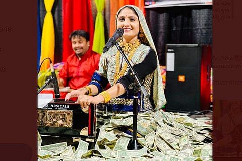 ഗീതാ ബെന്‍ റബാരി, ട്വിറ്റര്‍